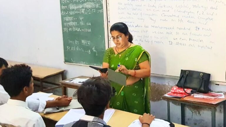 स्कूल शिक्षकों को टैबलेट खरीदी के लिए सरकार देगी 15 हजार जाने क्यों होगी अनिवार्यता