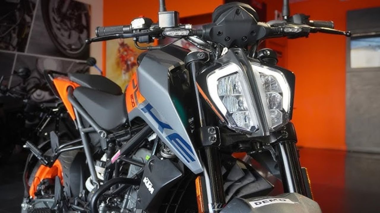 किलर लुक और ब्रांडेड फीचर्स के साथ, युवाओं को दीवाना बनाने आई KTM Duke 200