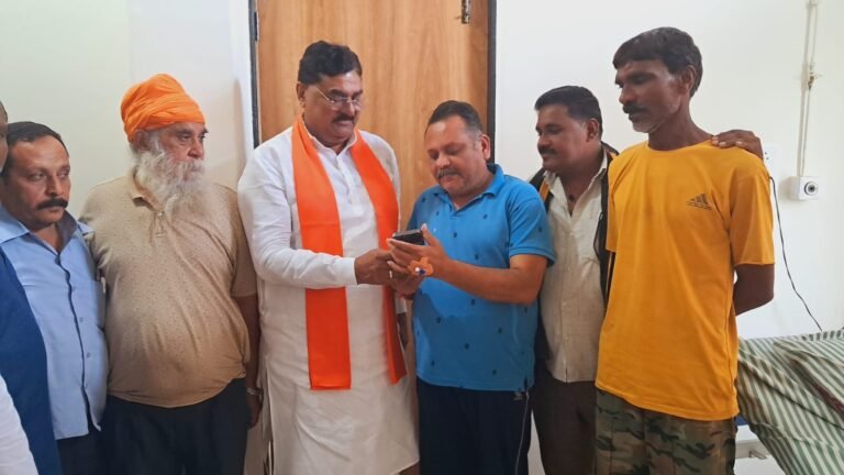Harda News: भाजपा जिलाध्यक्ष राजेश वर्मा ने पूर्व मंत्री कमल पटेल को सदस्यता दिलाकर जिले में अभियान की शुरुआत