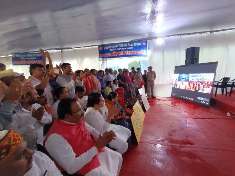 Rewa News: त्योंथर में आयोजित कार्यक्रम को मुख्यमंत्री ने किया वर्चुअली सम्बोधित, मुख्यमंत्री ने 33.68 करोड़ के निर्माण कार्यों का किया लोकार्पण और शिलान्यास..