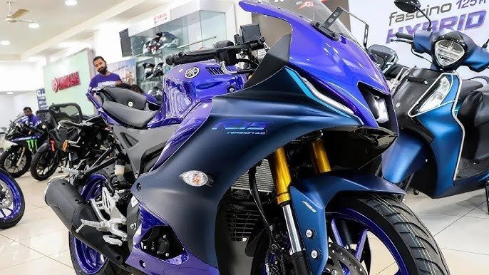 Yamaha R15 V4