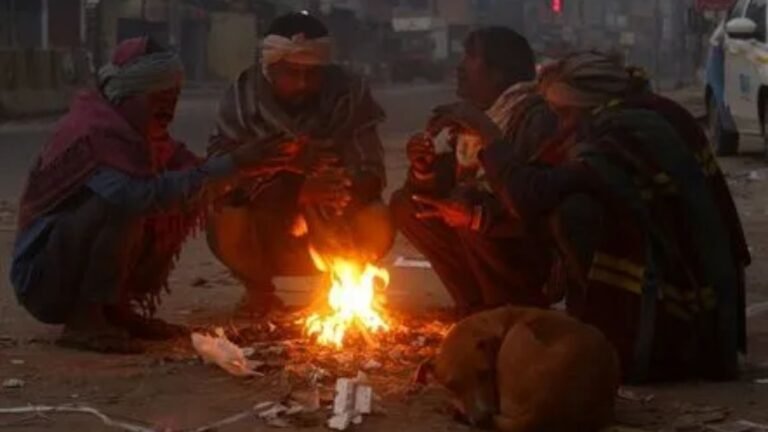 MP Weather Update: MP में पड़ रही कड़ाके की ठंड, दिसंबर में और बढ़ेगी सर्दी, देखे मध्यप्रदेश के मौसम का हाल