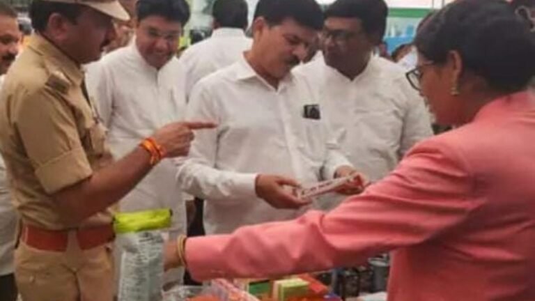 कलेक्टर विधायक और एसपी की उपस्थिति में मध्यप्रदेश स्थापना दिवस का भव्य आयोजन