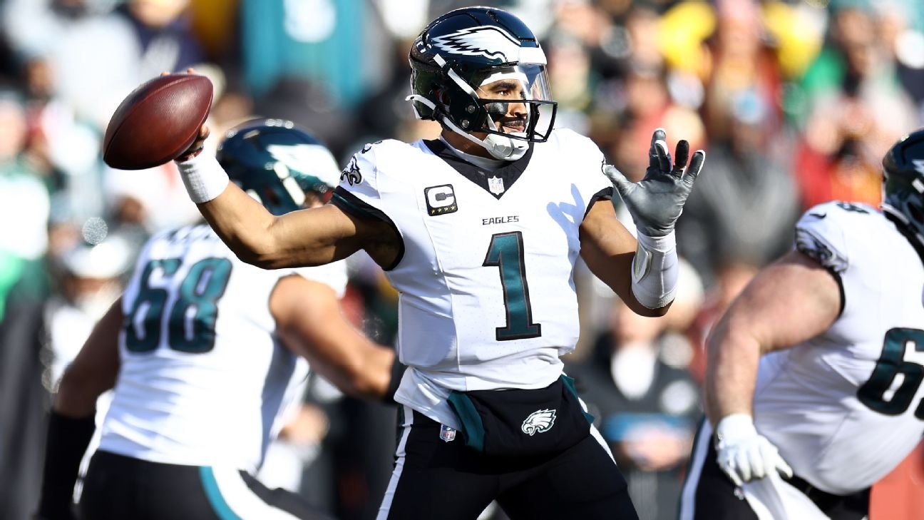 Jalen Hurts suffers head injury, ends Eagles' 10-game winning streak