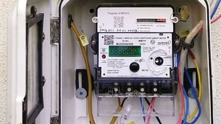 Smart Meter Rules रिचार्ज करो, फिर बिजली पाओ जान लो कैसे काम करेगा स्मार्ट मीटर