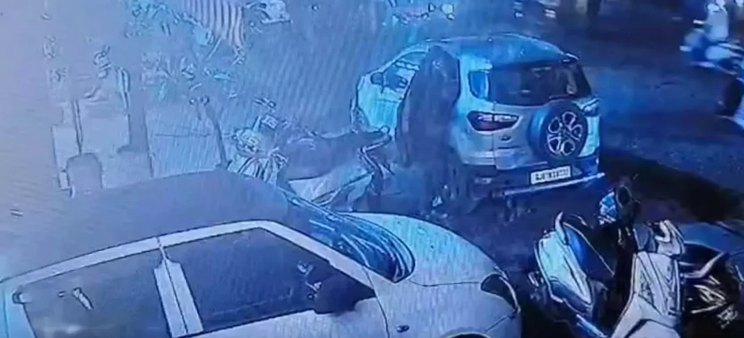 इंदौर में गुजरात के कारोबारी के ड्राइवर ने उड़ाया 4.80 करोड़ का सोना, पुलिस की तलाश जारी